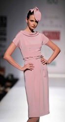 WIFW SS'12  Day 1  Gauri & Nanika's Show 16