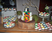 This was probably the most fun wedding cake i did this year, the Lego pieces .