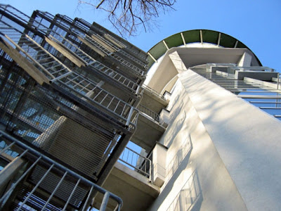 Water Towers Transformed   into Houses Seen On www.coolpicturegallery.us