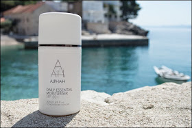 Alpha-H Daily Essential Moisturiser SPF 50+ 