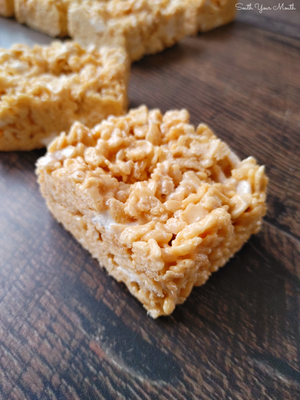 EASY Salted Caramel Rice Krispies Treats! The easiest recipe for elevated rice krispies that are chewy and crispy, packed with buttery caramel and warm vanilla flavor that’s highlighted by the perfect amount of salt.
