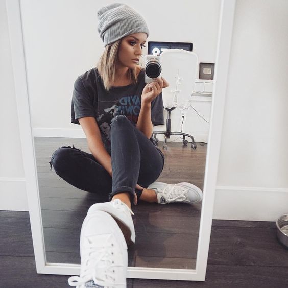 How to take Instagram pictures like a model, Pro Instagram account, Instagram model, Instagram feed, Best selfie tricks, best Instagram Pictures, Fashion Instagram, beauty guru Instagram,