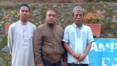 Gelar Baksos, Ketua Karang Taruna Mattiro sompe, Sambangi Kampung Mualaf Di Lembang