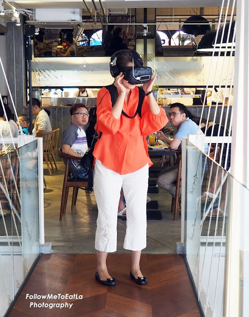 Great Fun VR Experience Over Good Food & Drinks 