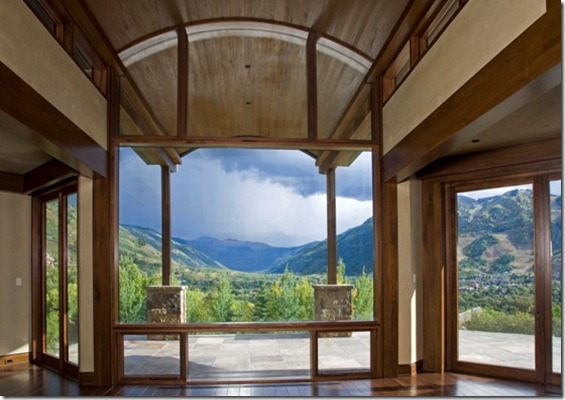 389 Ridge Road 007