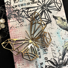 Sara Emily Barker https://sarascloset1.blogspot.com/2019/02/springtime-mixed-media-canvas-with-tim.html Springtime Mixed Media Canvas Tim Holtz Geo Springtime 2