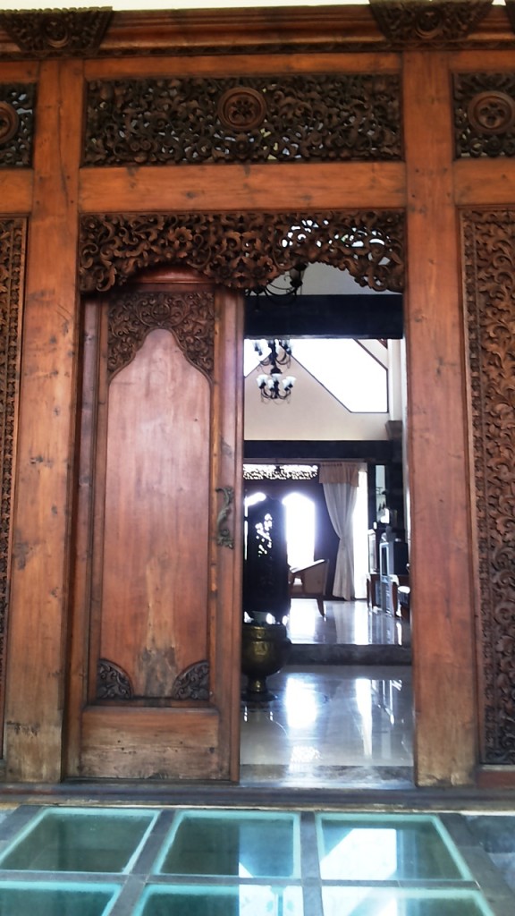 Dijual Rumah Mewah Etnik di Bogor Dekat Exit Tol Jual 