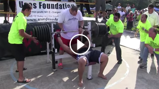 This Man Tried To Break The World Record Bench Press But Failed Miserably!