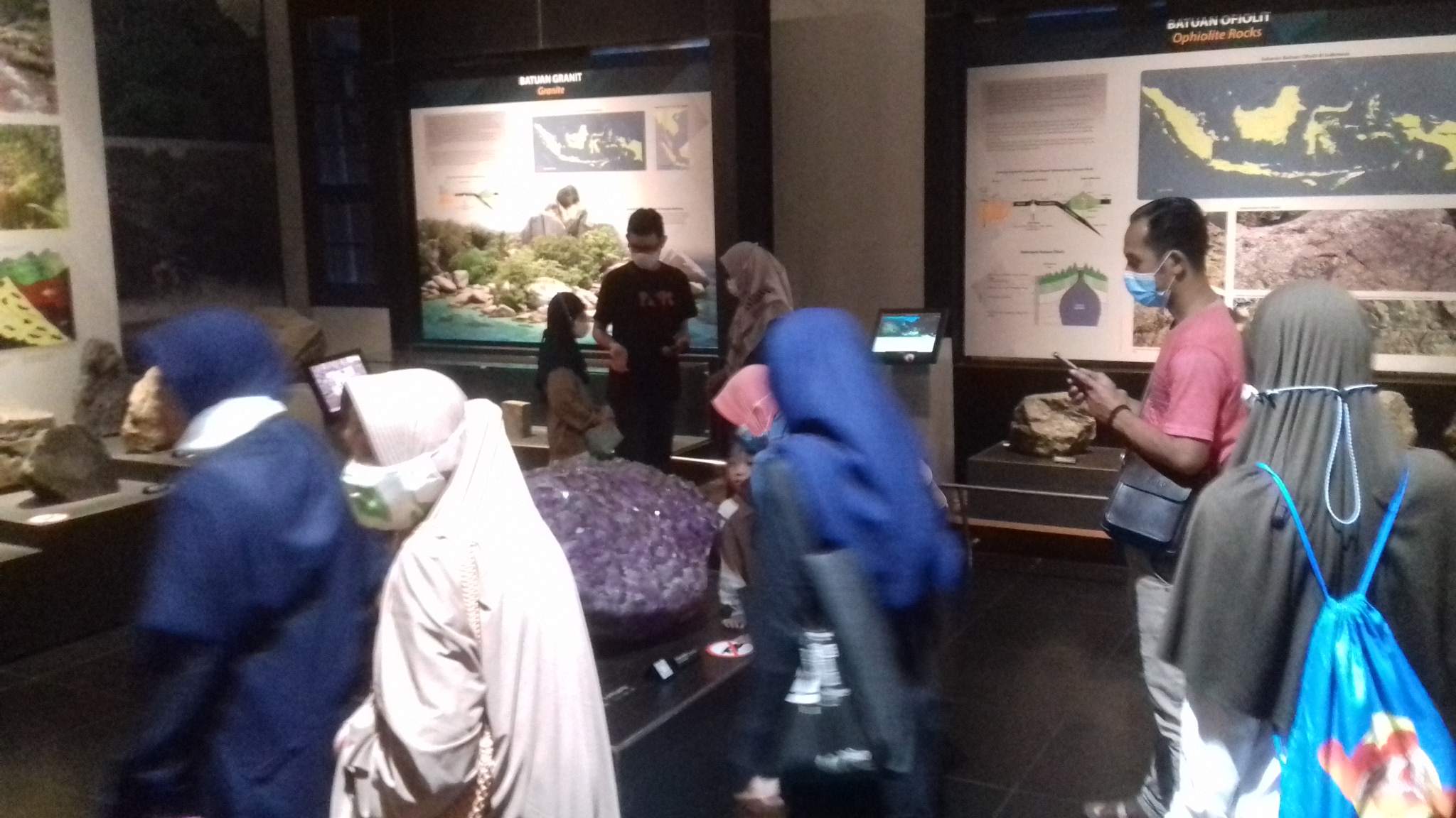 Ruang Museum Geologi Bandung