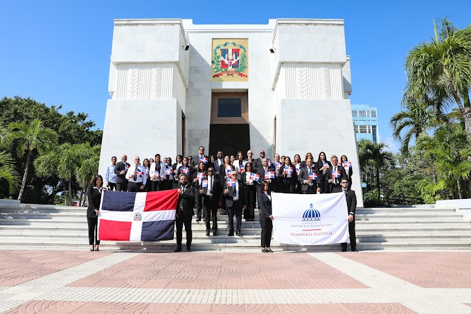 Tesorería Nacional deposita ofrenda floral en el 180 aniversario de la  Independencia Dominicana