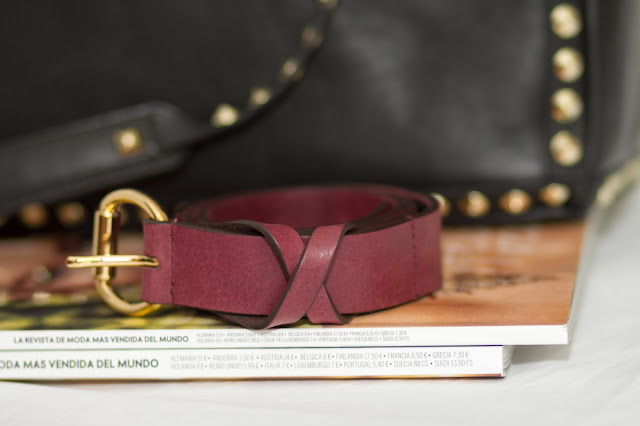 Cinturón burgundy de cuero de Massimo Dutti