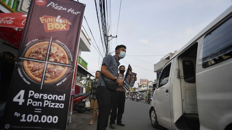 Pizza Hut Indonesia Terpaksa Buka Lapak di Pinggir Jalan, Ini Alasannya
