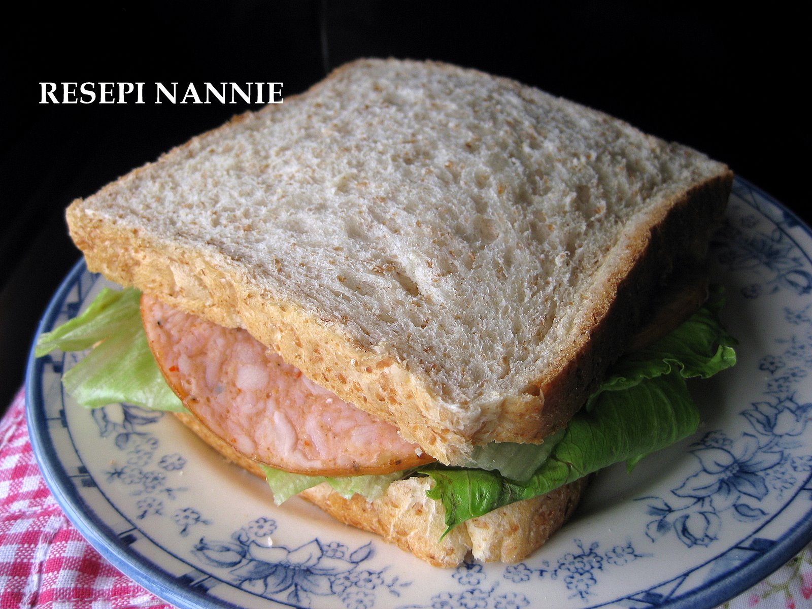 RESEPI NANNIE: SANDWICH CHICKEN SALAMI