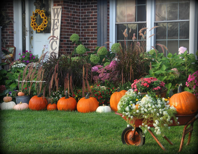 Pricilla's Pumpkins in Yard-Treasure Hunt Thursday- From My Front Porch To Yours