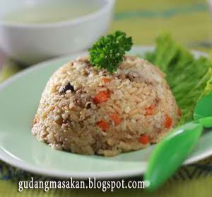 Nasi Tim Saring dengan Daging Untuk Bayi