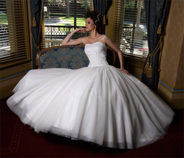 wedding dresses designer