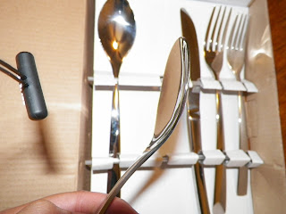 Surpahs_Delicate_Stainless_Steel_Flatware_Set.jpg