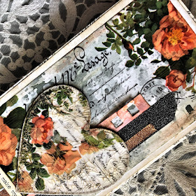 Sara Emily Barker https://sarascloset1.blogspot.com/2019/03/super-easy-tim-holtz-floral-collage.html Vintage Card Tutorial #timholtz #idealogycollagepaper #floral #ranger #distress 3