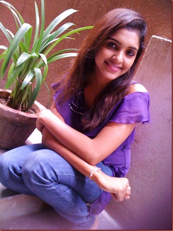 Deepika Sister Shanchita Padukone 