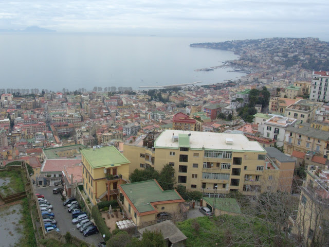 morze, Neapol, widok na miasto z góry