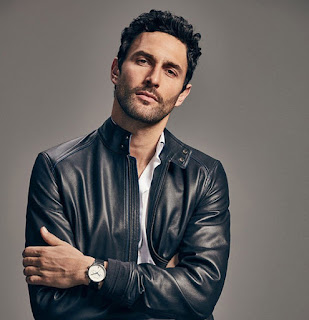 Noah Mills