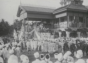 <img src=https://fazryan87.blogspot.com".jpg" alt="Tragedi 'Revolusi Sosial 1946'. 'Ketuanan Rakyat' Yang Menjadi Detik Hitam Sejarah Melayu Nusantara">