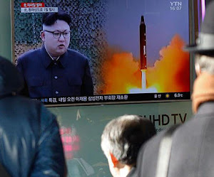 La Corée du Sud récupère les restes d'un satellite espion nord-coréen qui s'est écrasé en mer