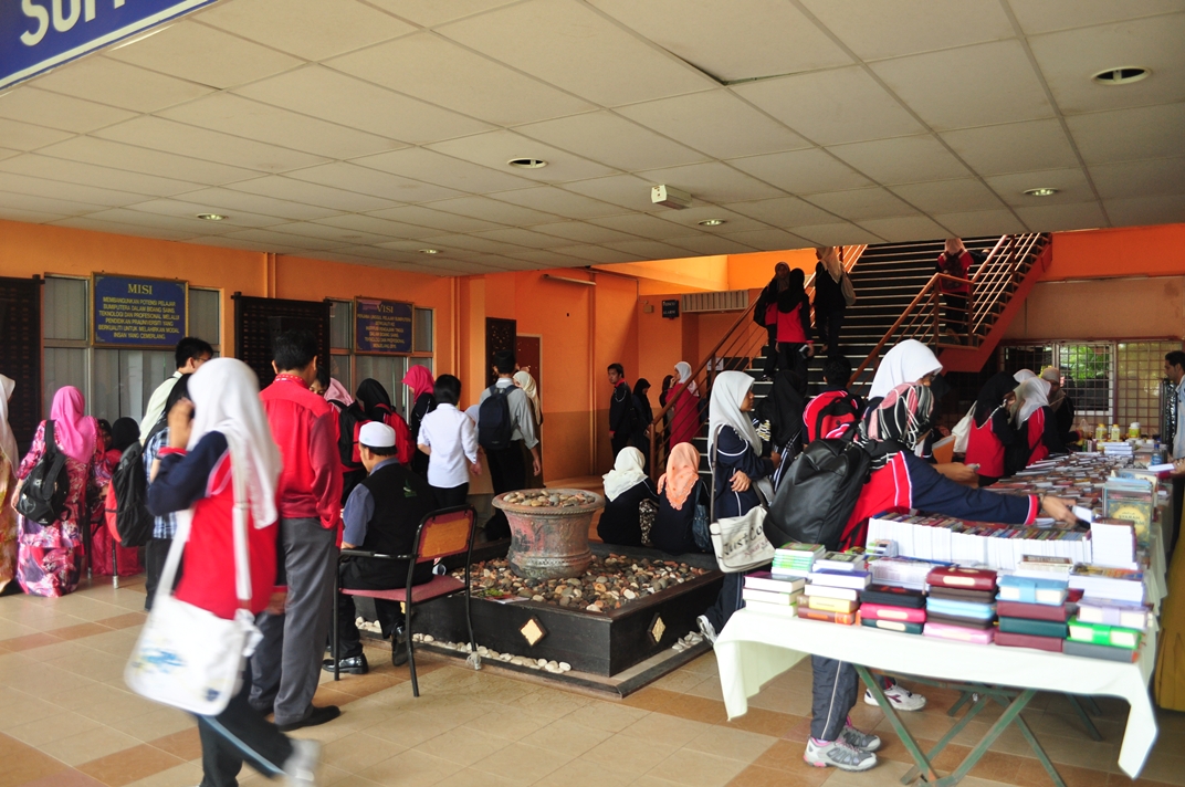 ! kata-kata kosong !: Kolej Matrikulasi Negeri Sembilan