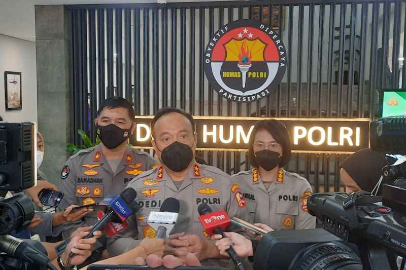 Kapolri Listyo Sigit Prabowo Bertolak ke Malang Memantau Penanganan Tragedi Kanjuruan