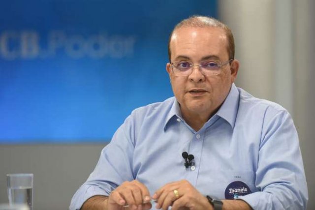 Governador do DF Ibaneis  Rocha  sente fortes dores abdominais e é operado de urgência 