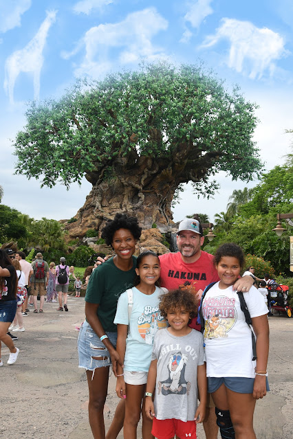 Tips for Going to Disney World with a Big Group