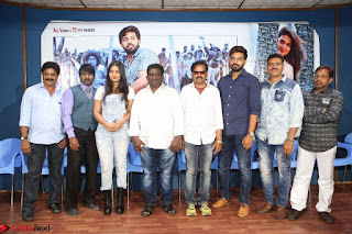 Bichagada Majaka Press Meet   Neha Deshpande with star Cast 11 March 2017 008.JPG