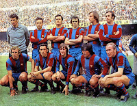 F. C. BARCELONA. Temporada 1973-74. Sadurni, Rife, Torres, De la Cruz, Costas, Juan Carlos; Rexach, Asensi, Cruyff, Sotil y Asensi.  F. C. BARCELONA 2 REAL ZARAGOZA C. D. 0 Domingo 31/03/1974, 17:00 horas. Campeonato de Liga de 1ª División, jornada 28. Barcelona, Nou Camp. GOLES: 1-0: 13', Asensi. 2-0: 49', Asensi.