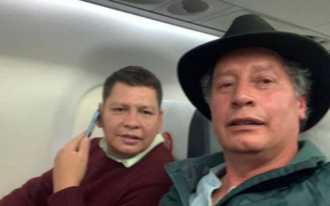 Llegaron a México dos asilados bolivianos, del ex gabinete de Evo Morales
