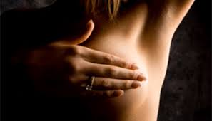 දකුණු පියයුරේ ගැටිත්තට මුලින් වම කපලා....