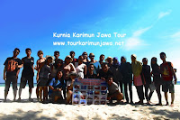 wisatawan di karimunjawa tour