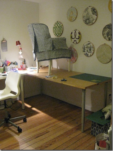 chair 002