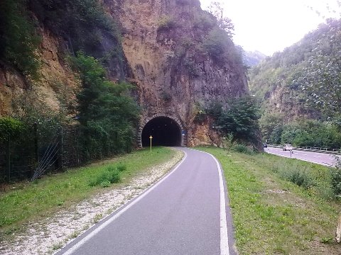 Galleria della ciclabile Bolzano - Trento