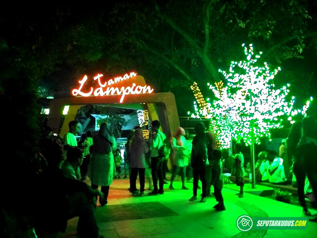 taman lampion kudus