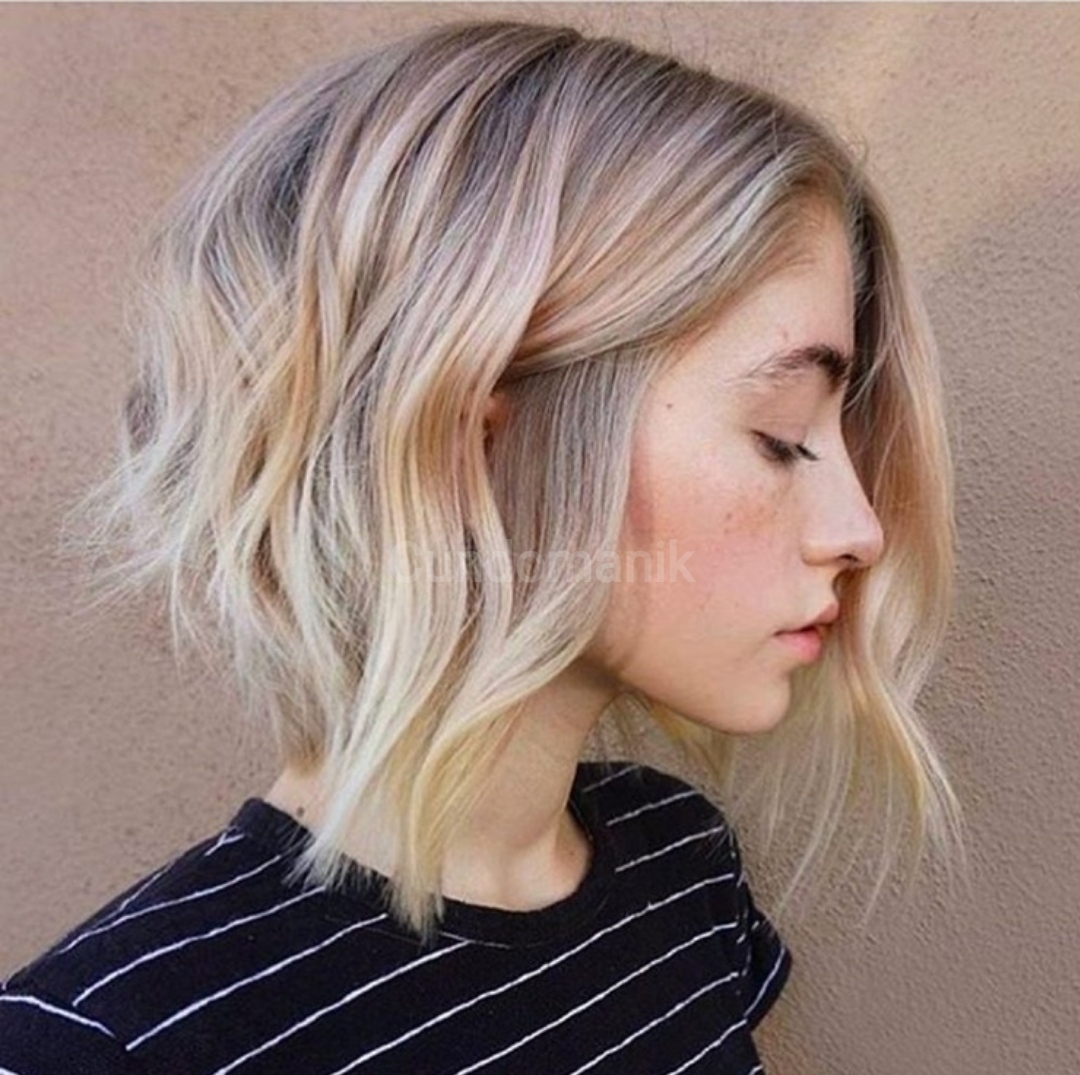 5 Women's Hairstyles That Are Trending Back in 2022