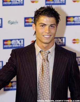Cristiano Ronaldo Manchester United Hairstyle 2
