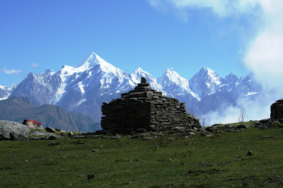  Munsiyari is ane identify which provides an enchanting in addition to unique persuasion of the Himalayan Peak IndiaTravelDestinationsMap: INDIA TRAVEL - H5N1 MUST VISIT GREAT HIMALAYAN RETREAT - MUNSIYARI