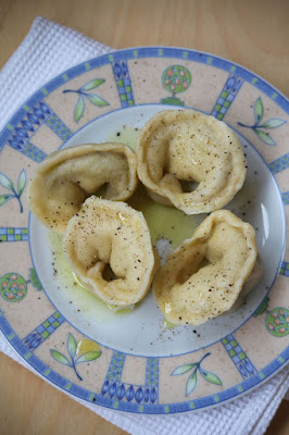 Ravioloni z masą bakłażanową