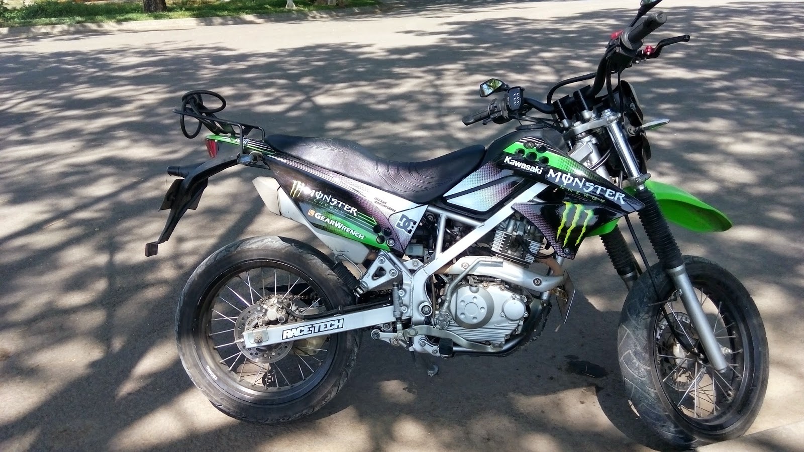 Cara Modifikasi Kawasaki Klx 150 Supermoto Gaulotomotif