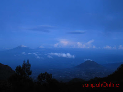 Pendakian Gunung Merbabu via Wekas