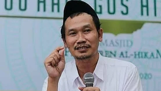 Aturan Pengeras Suara Masjid Jadi Polemik, Gus Baha Sebut Tuhan Tidak Tuli