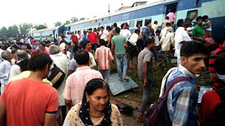 kalinga-utkal-express-derailed-23-killed-400-injured