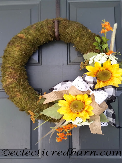 Fall Sunflower Wreaths. Share Now. #wreaths #sunflowers #fallwreaths #eclecticredbarn