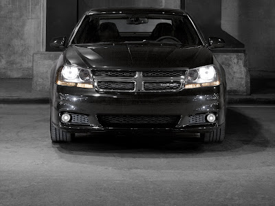 2012 Dodge Avenger wallpaper