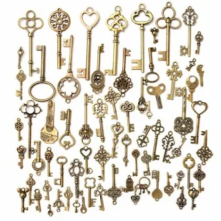 70Pcs Skeleton Antique Vintage Bronze Keys Fancy Heart Pendant Necklace Decor Hown store
